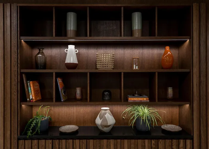 Cove Landmark Pinnacle